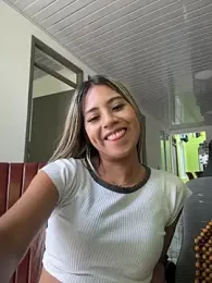 Kimmiebellarie webcam stripchat model stream image