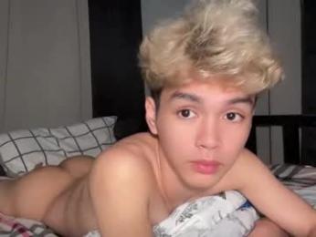 camwithethan webcam model stream image