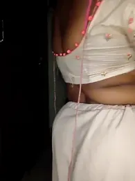 vani-09 webcam model stream image