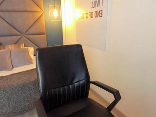 Holly Foster webcam model stream image