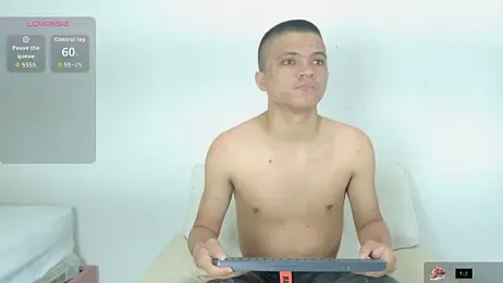 aly_n_sebas webcam model stream image