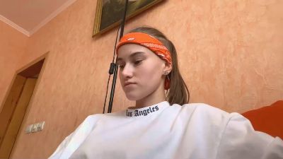 KindraVasta webcam cam4 model stream image