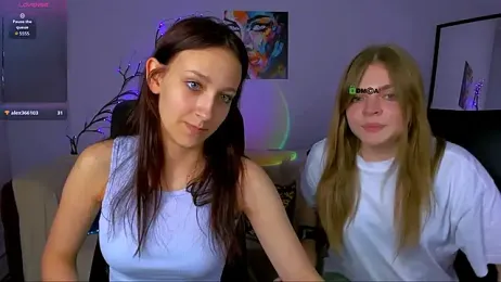 lau_ra_queen webcam model stream image