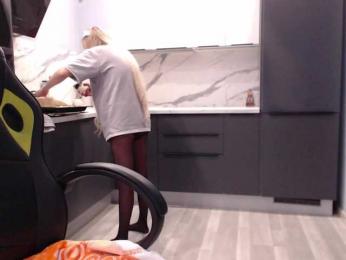 blondalina webcam model stream image