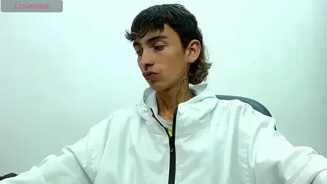 ttimy_x_boy webcam model stream image