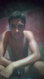 Vini18cm_novin webcam cam4 model stream image