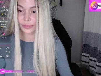 Marmalade_Fox webcam model stream image