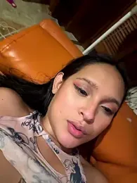 twohornys webcam model stream image