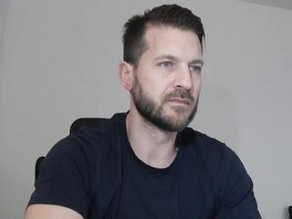 Hadess webcam model stream image