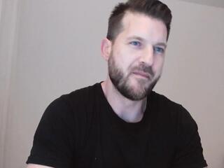 Hadess webcam model stream image