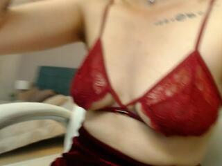 Alyson Grey webcam model stream image