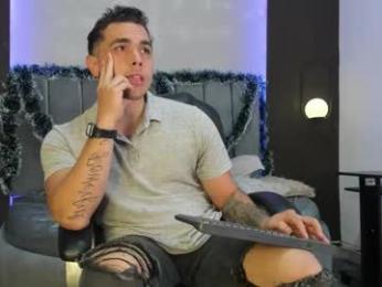 liam_walk webcam model stream image