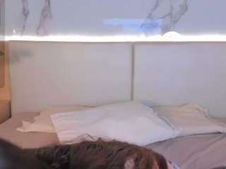 chloee-monroe webcam model stream image