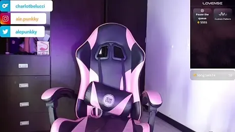 charlotbelucci_ webcam model stream image