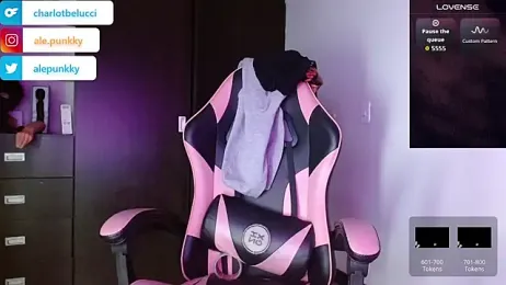 charlotbelucci_ webcam model stream image