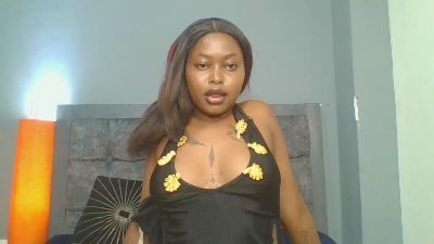 Hotpinkie webcam model stream image