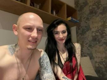 Dark-Luna webcam model stream image