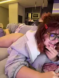 yudrayeb webcam model stream image