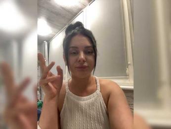 Mishel6661 webcam bongacams model stream image