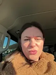 AvaFlowers6 webcam model stream image