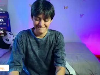 naty_lux19 webcam model stream image