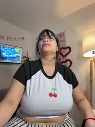 tati_reyess webcam stripchat model stream image