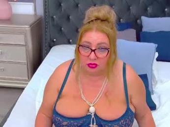 voluptuousleona webcam model stream image