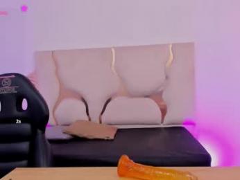 juno_tay webcam model stream image