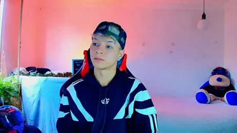 twink_sebas_ webcam model stream image