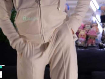 Taanni webcam model stream image