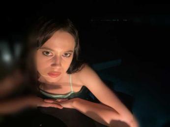 Taanni webcam bongacams model stream image