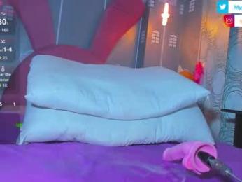 sam_naughty18 webcam chaturbate model stream image