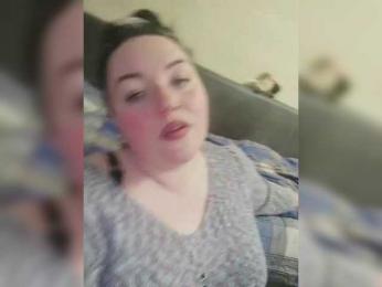 Kettttiiiii webcam model stream image