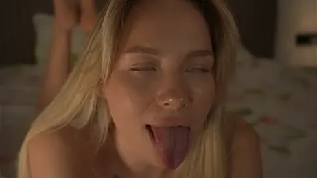 -Snowwwy- webcam stripchat model stream image