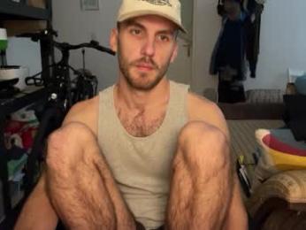 leonvampire webcam model stream image