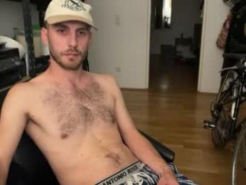 leonvampire webcam model stream image