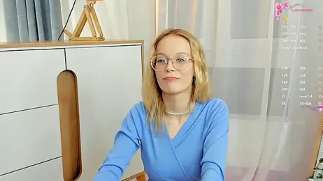 EdlinCure webcam model stream image