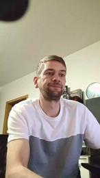 Lienlingsidiot webcam cam4 model stream image