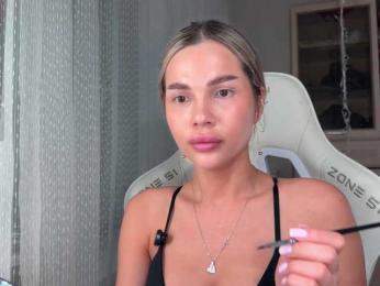 Baby_face webcam bongacams model stream image