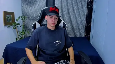 Mike_0233_ webcam model stream image