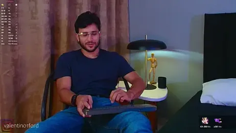 Valentinoford webcam model stream image