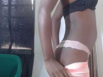 Juicynplum webcam model stream image