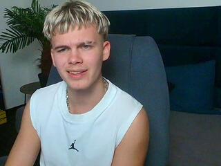 Tibby Duran webcam flirt4free model stream image