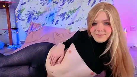 _yourFoxy_ webcam model stream image