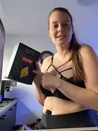 newMichelle webcam stripchat model stream image