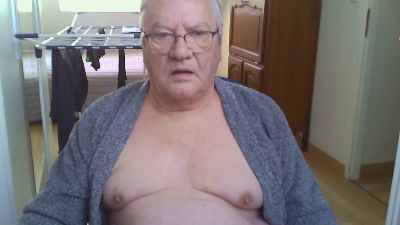 Contact27110 webcam model stream image