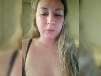 Russianbunny96 webcam model stream image