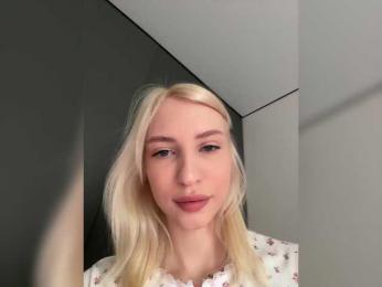 Cristi-Candy webcam bongacams model stream image