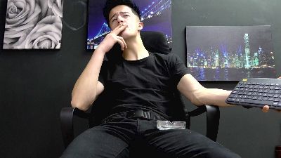 SirReed webcam cam4 model stream image