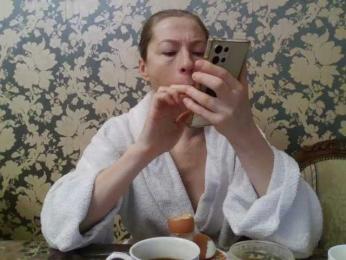 Smalldickshater webcam bongacams model stream image